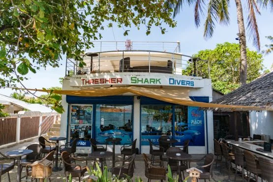 The Thresher Shark Divers dive shop, your base for the course