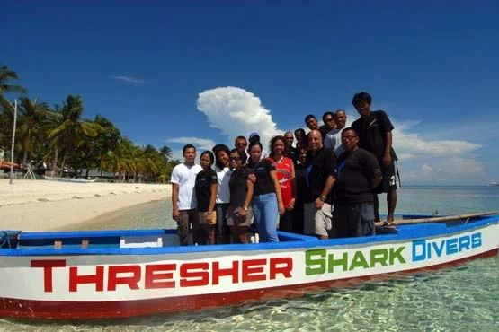 TSD staff and students heading out for a dive